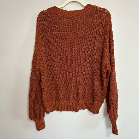 American Eagle Outfitters V-Neck Rustic Red Brown Oversized Chunky Knit Sweater - Picture 5 of 6